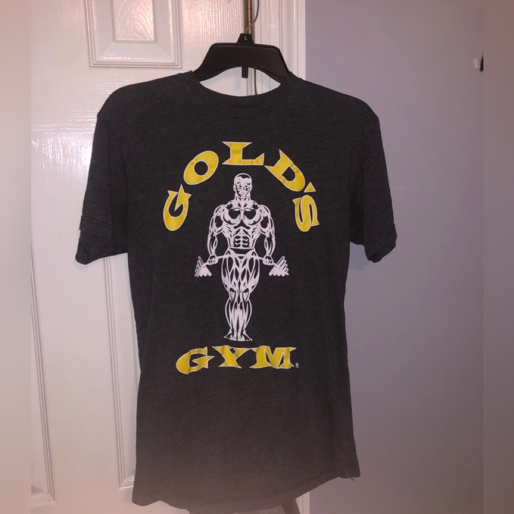 Golds gym T-shirt